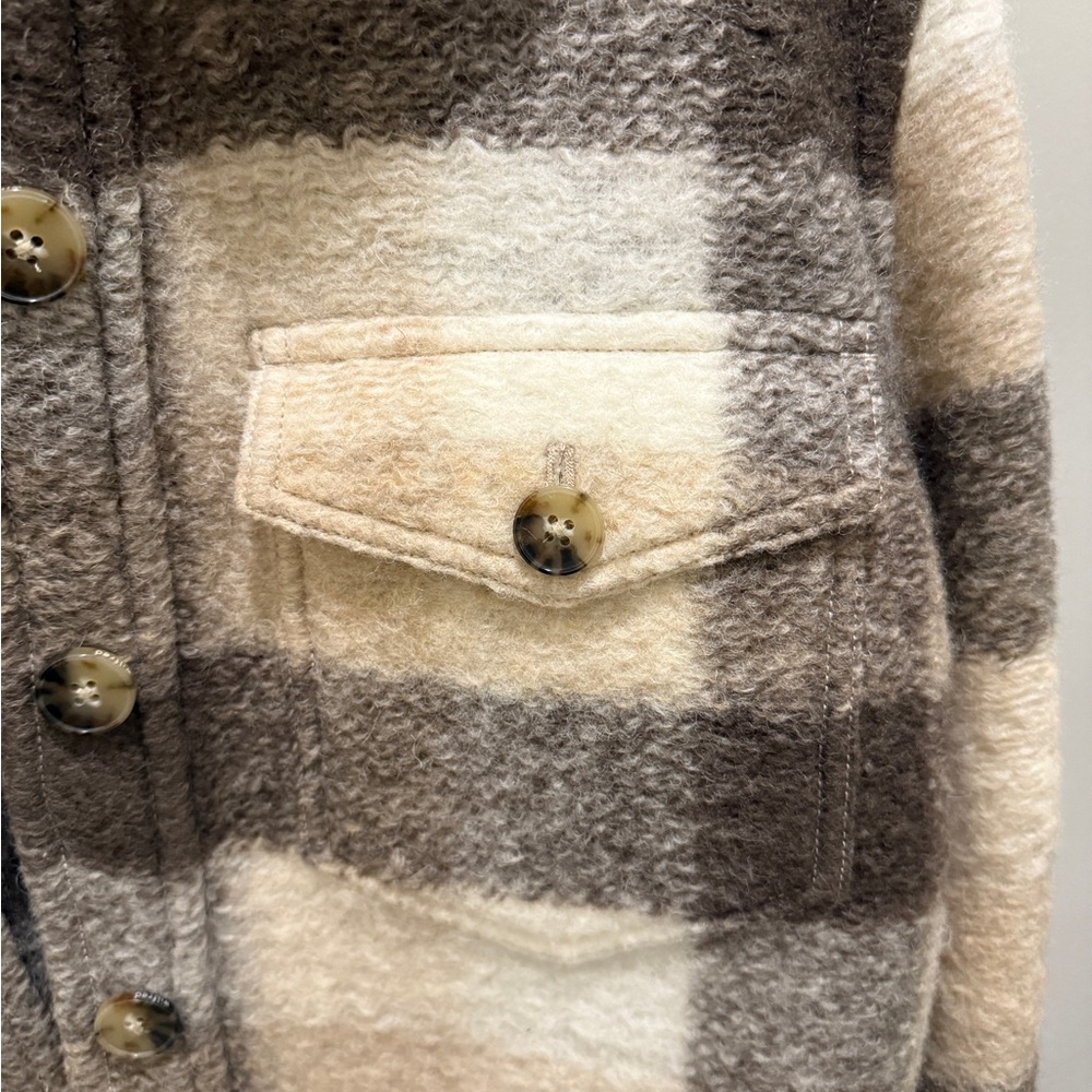 Aritzia Teddy Jacket in Cream and Brown Plaid - Picture 5 of 6
